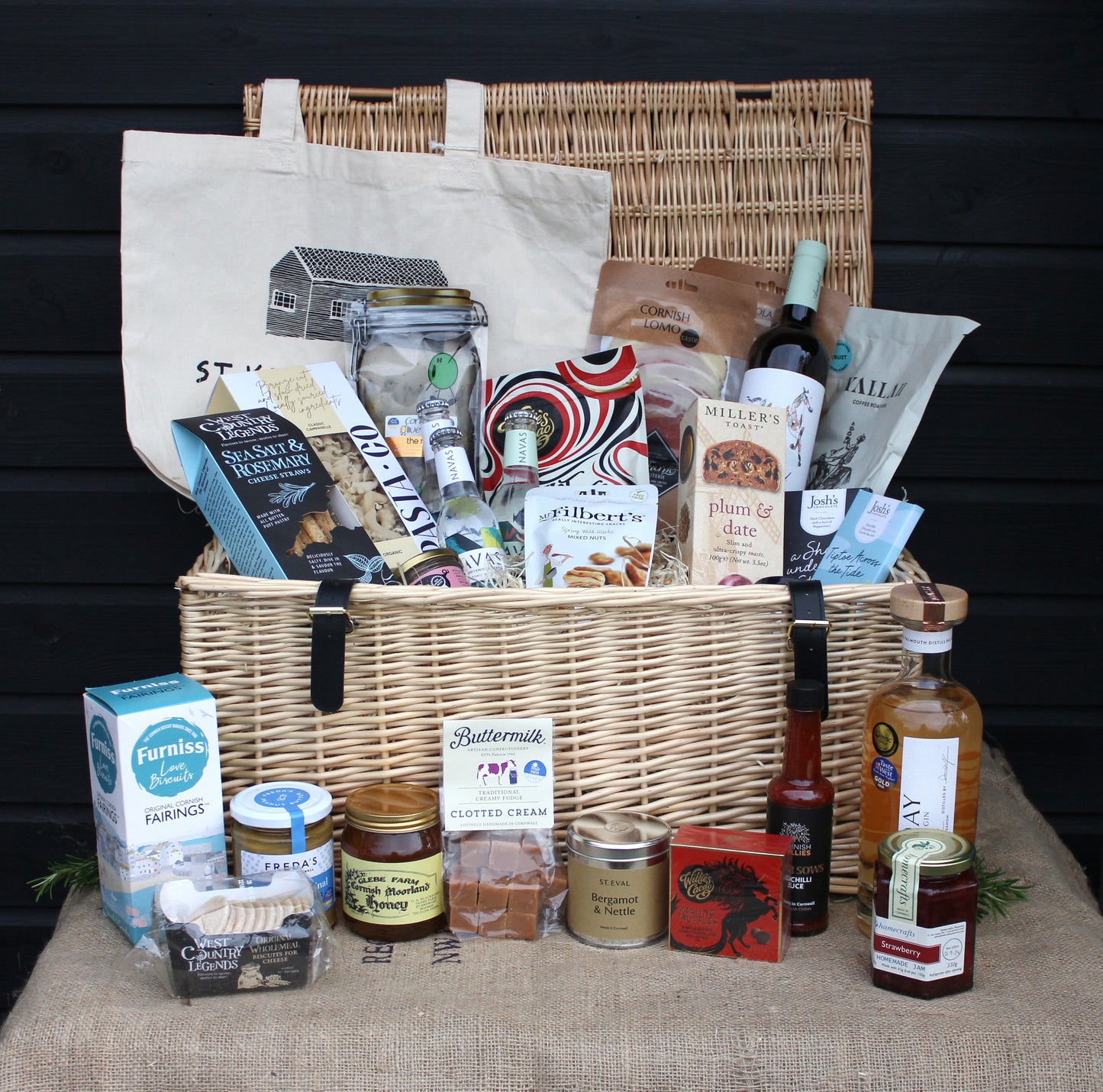 The Farmshop Hamper - Large