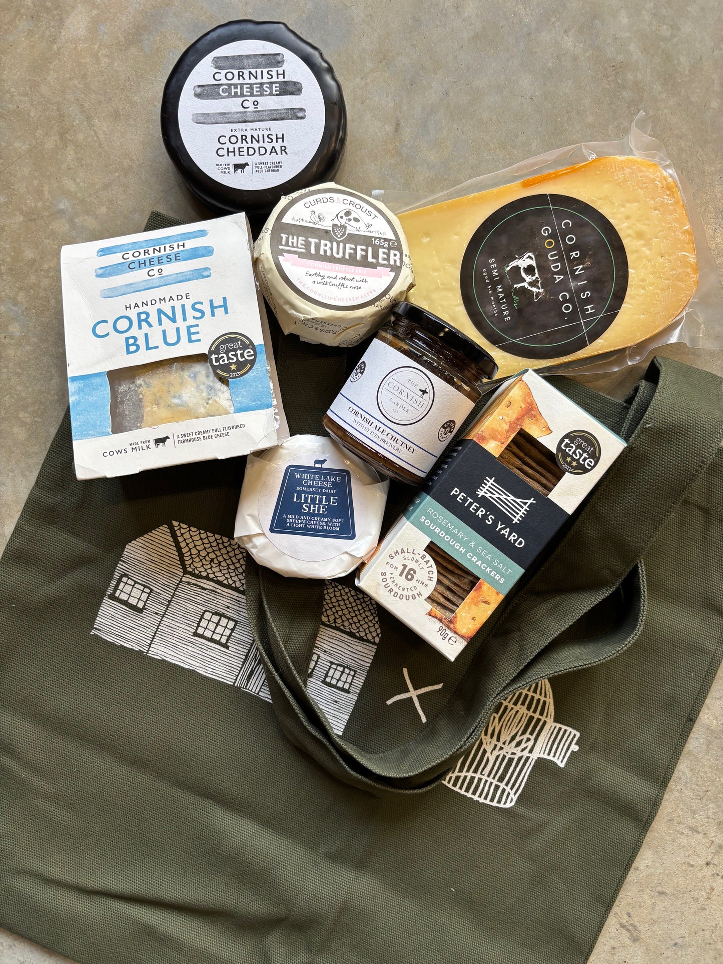 St Kew Farmshop Cheese & Cracker Tote Gift Bag