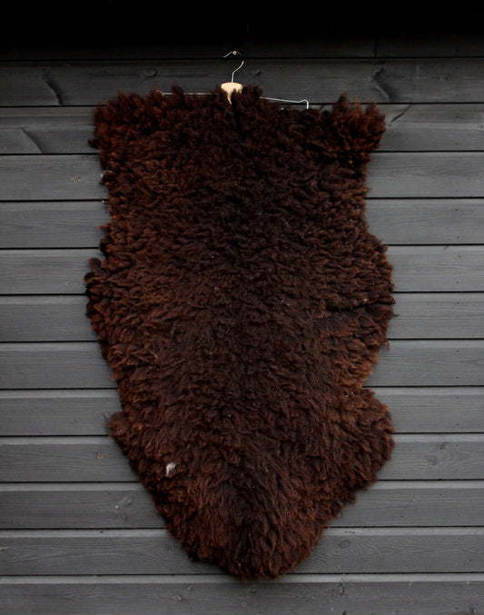 Sheepskin Lucky Pick - Dark